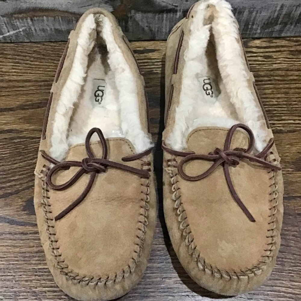 UGG Tan Dakota Moccasins Size 10